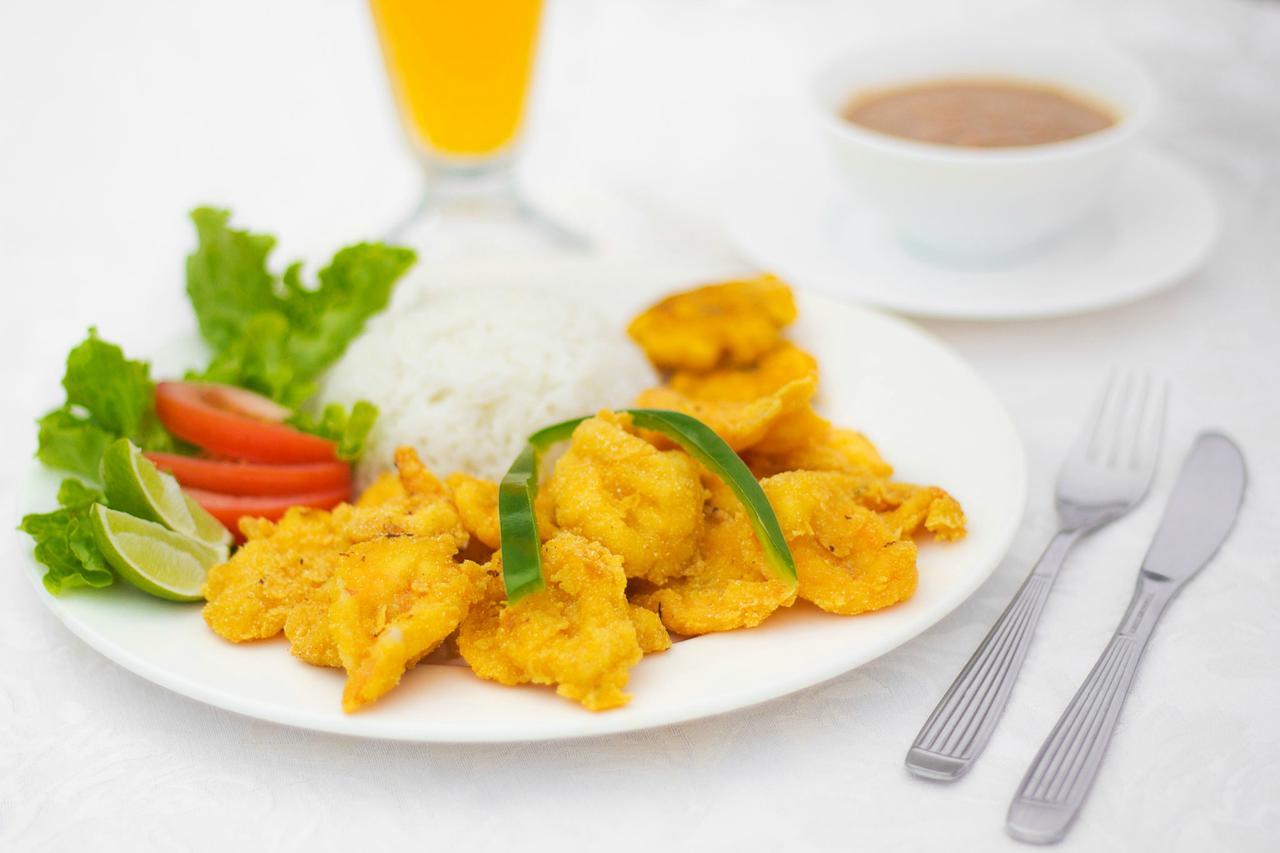 Oceanic Lodge 通苏帕 外观 照片